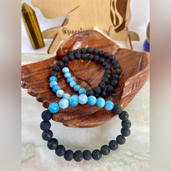 Handmade Larimar & Lava Beads Unisex Gemstone Stretch Bracelet - Picture 4 of 6